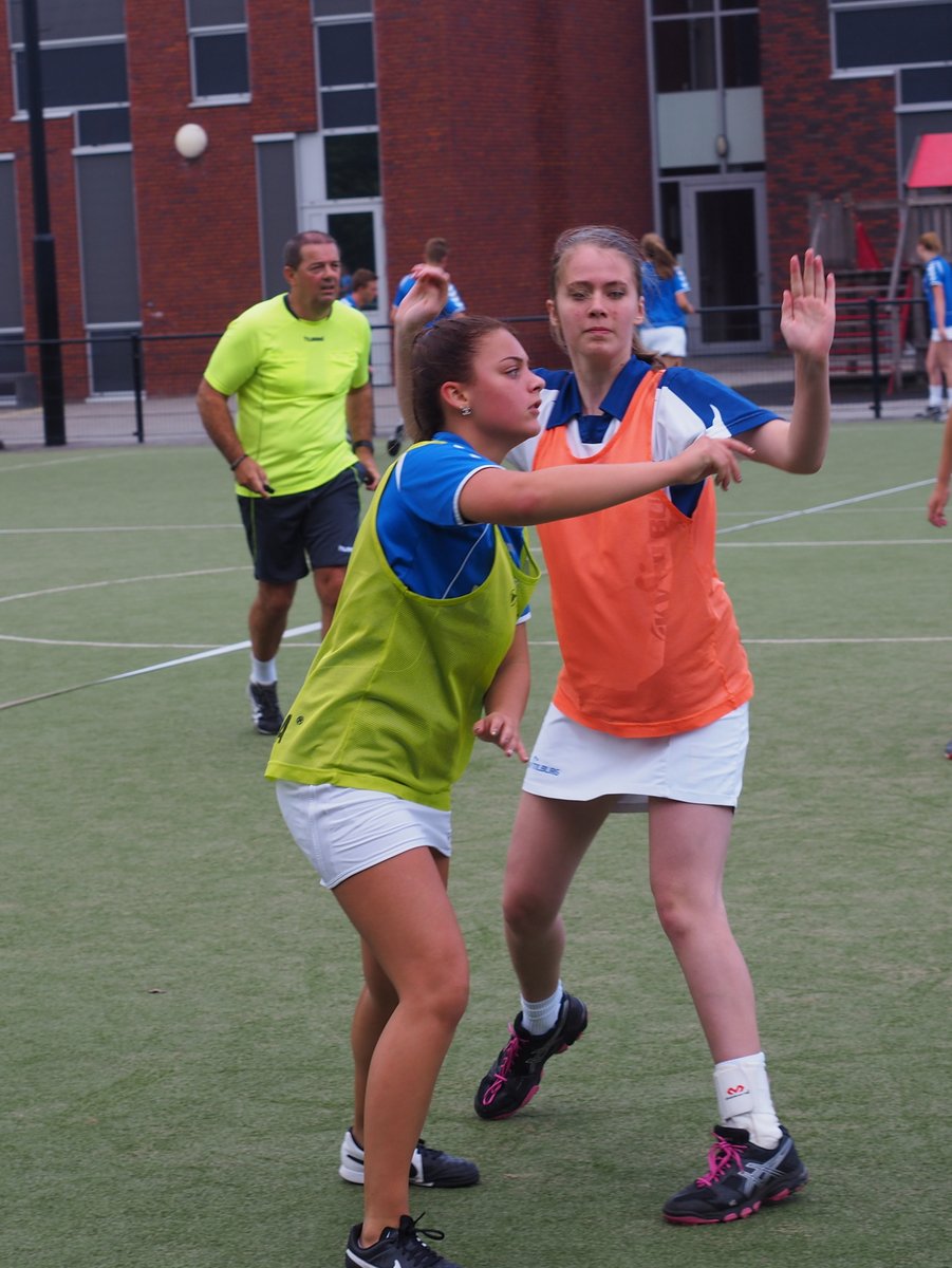 Korfbal B2 5 september-039.JPG